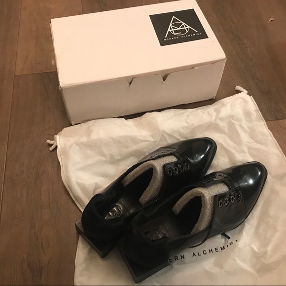 Modern alchemist Innocence Ornament Loafer - Picture 3 of 4